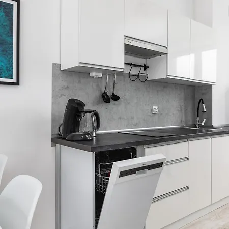 Апартаменты Bursztynowa Przystan Дзивновек